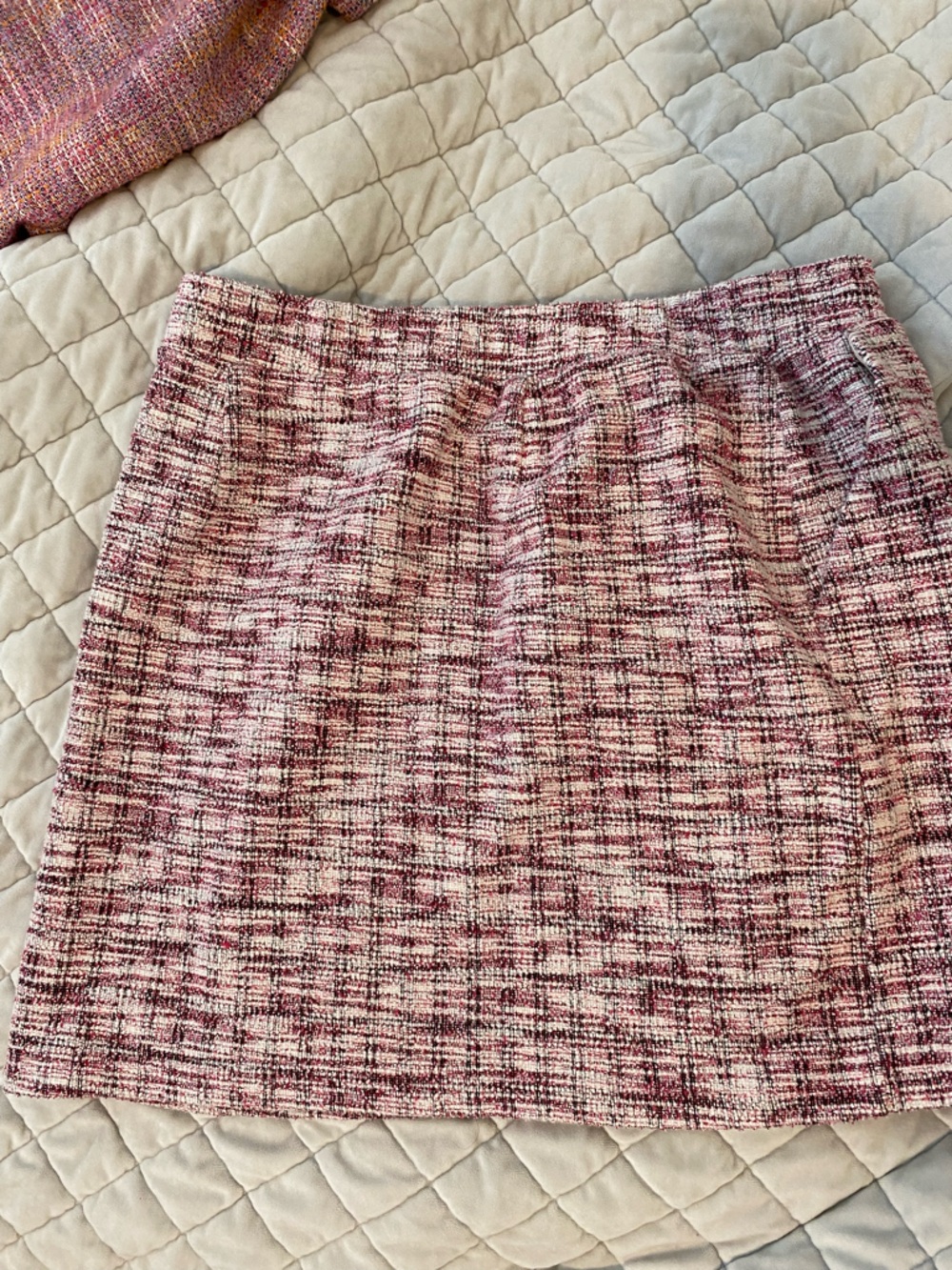 LOFT Pink and White Tweed Pencil Skirt